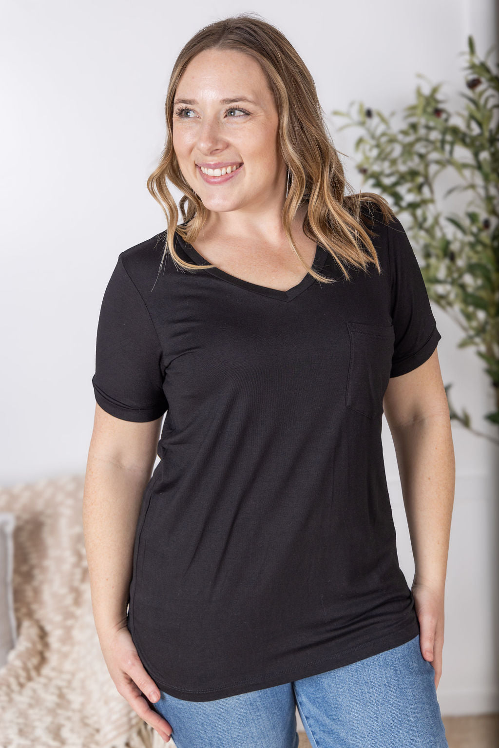 IN STOCK Sophie Pocket Tee - Black FINAL SALE