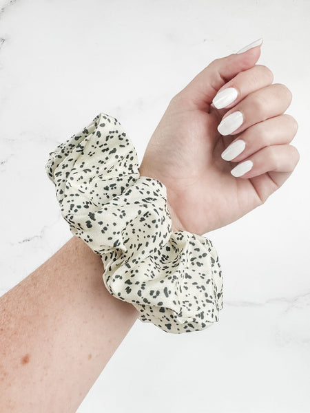 IN STOCK Dashed Duo Scrunchie FINAL SALE